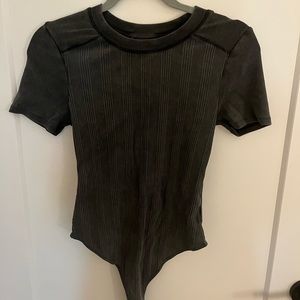 steve madden distressed dark gray body suit
